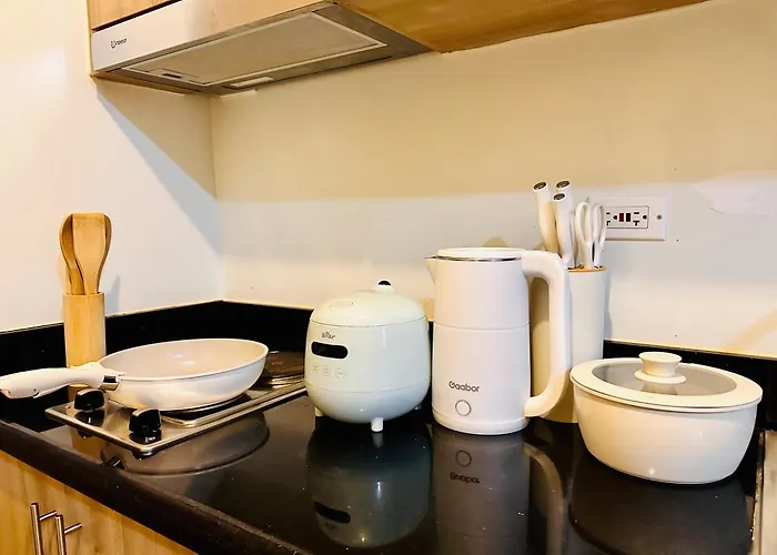 Shore One Bedroom - Close To Moa And Ikea With Free Wifi *