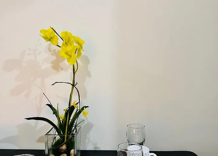 Apartment Shore One Bedroom - Close To Moa And Ikea With Free Wifi